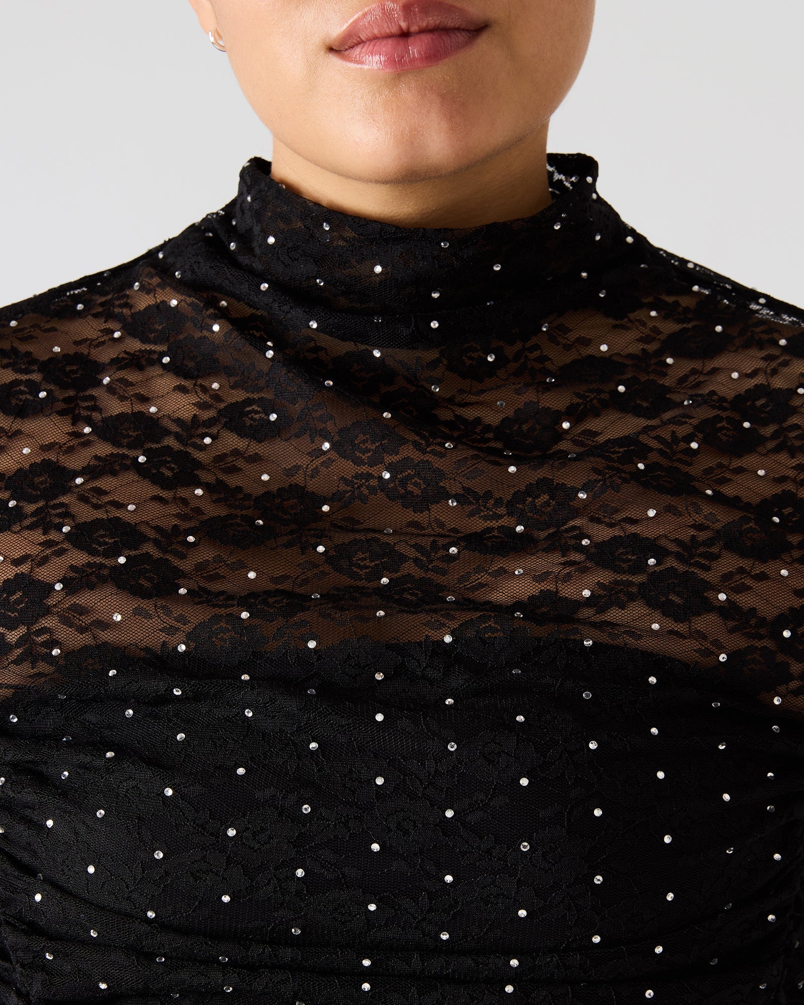 BAYLEE TOP BLACK