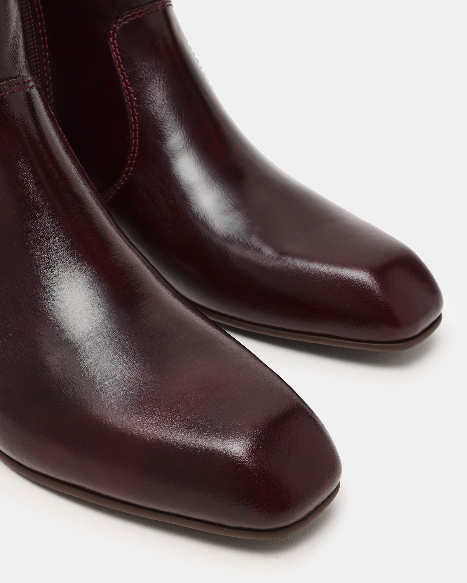 PRIME BURGUNDY LEATHER